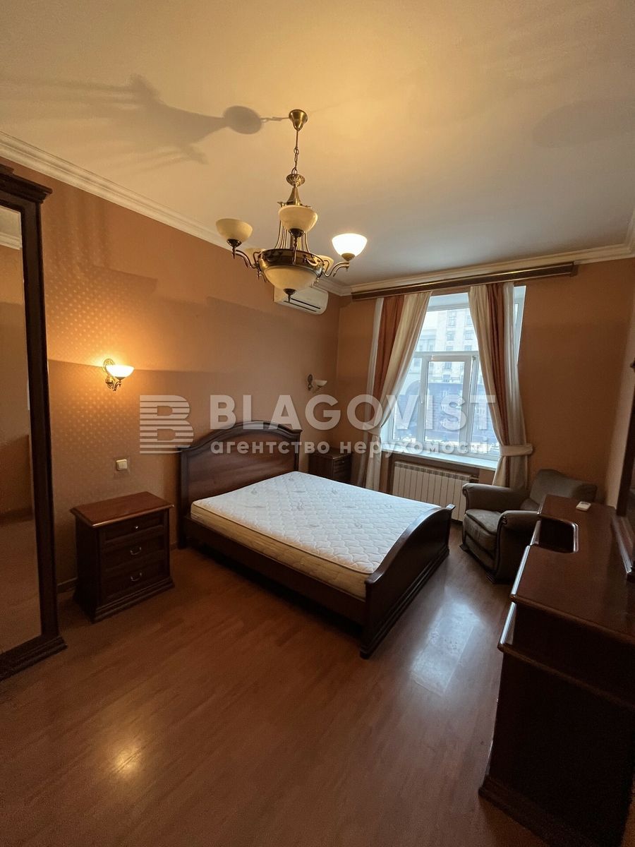 Жити у серці Києва. Скільки коштують квартири на Хрещатику: ціни та фото